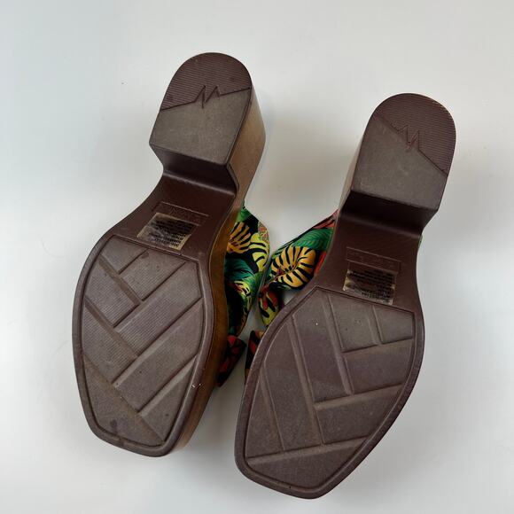 White Mountain Women's Glamming Chunky Platform Thong Sandals size 8.5 Green - Picture 6 of 9